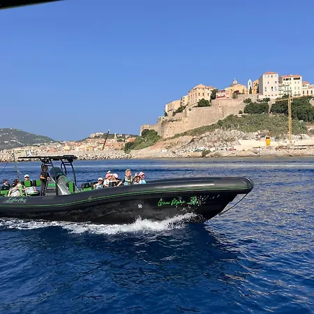 Lägenhet Cozy In 2 Min Walk Parking