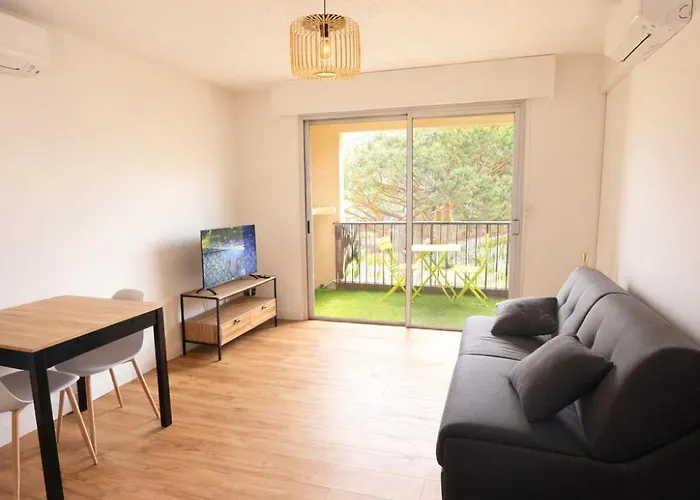 Lägenhet Cozy In 2 Min Walk Parking Calvi (Corsica)