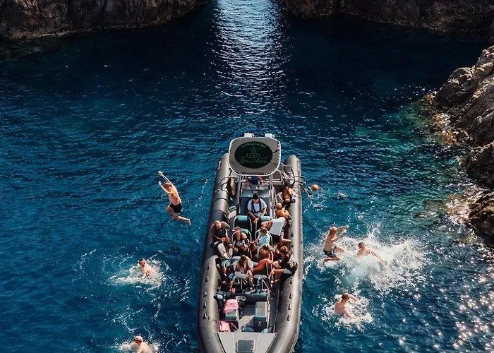 Cozy In 2 Min Walk Parking Lägenhet *